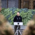 Національна гвардія стала одним із ключових елементів системи захисту нашої держави, які не дають ворогу здолати Україну – Президент під час участі у випуску молодих офіцерів (Відео)