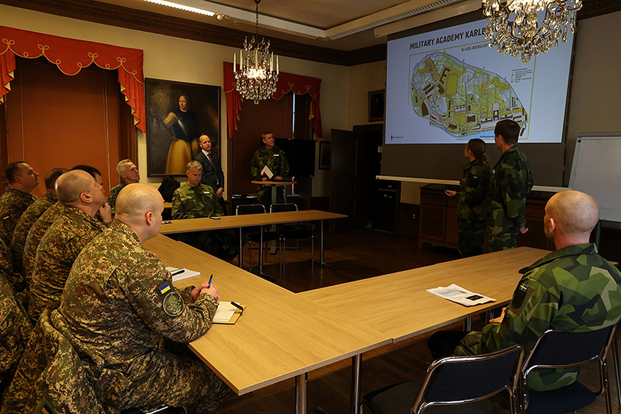 Співпраця з Королівством Швеції (10)