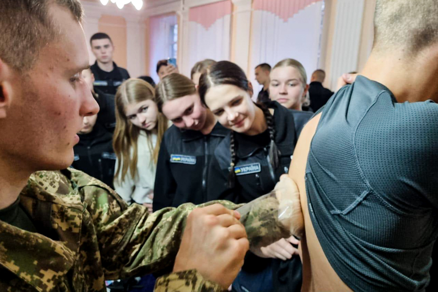Академія ліцеї (10)