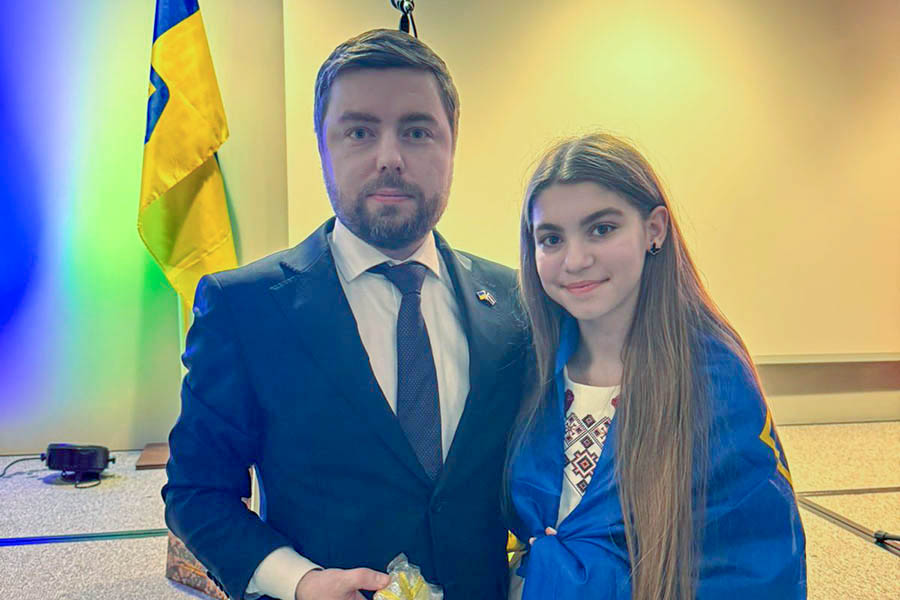 Діти захисників України повернулися з першого зимового табору в Латвії (7)