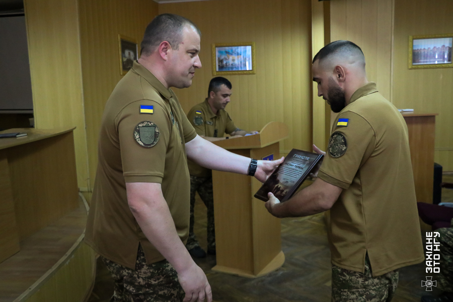 Гвардійці Західного обʼєднання отримали нагороди (9)