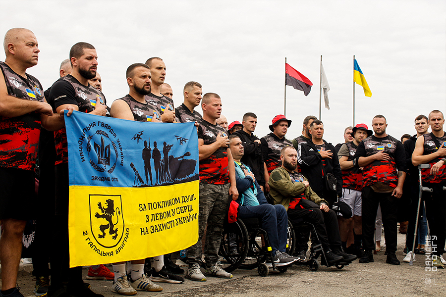 Дух братерства та підтримка (2)