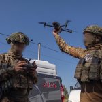Дрони, РЕБ і жодної випадковості: на Закарпатті гвардійці вдосконалюють майстерність операторів безпілотних систем