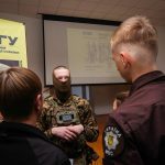 Гвардійці НА НГУ розповідають молоді з ліцею МВС про навчання в Академії